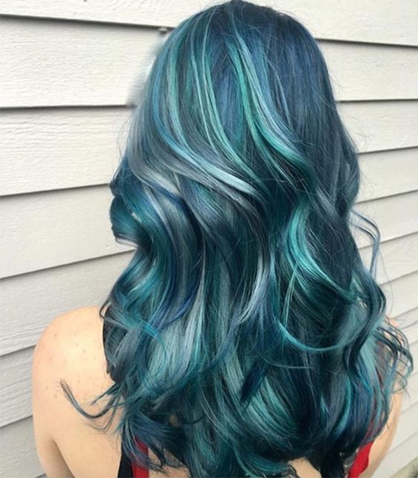 Màu tóc xanh rêu