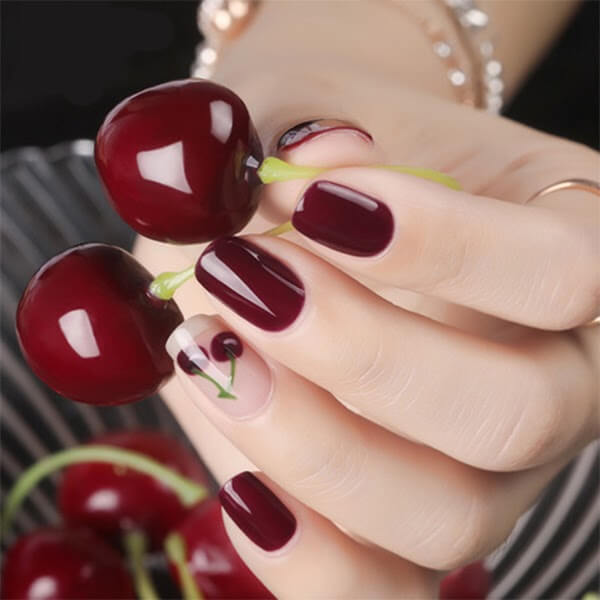 Sơn móng tay red color cherry